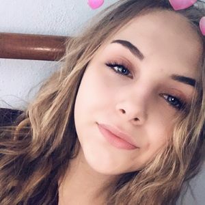 Meet your Posher, Alana